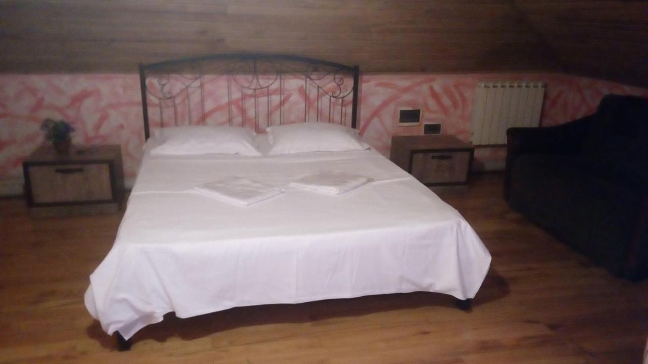 Hotel Isani Tbilisi Zewnętrze zdjęcie